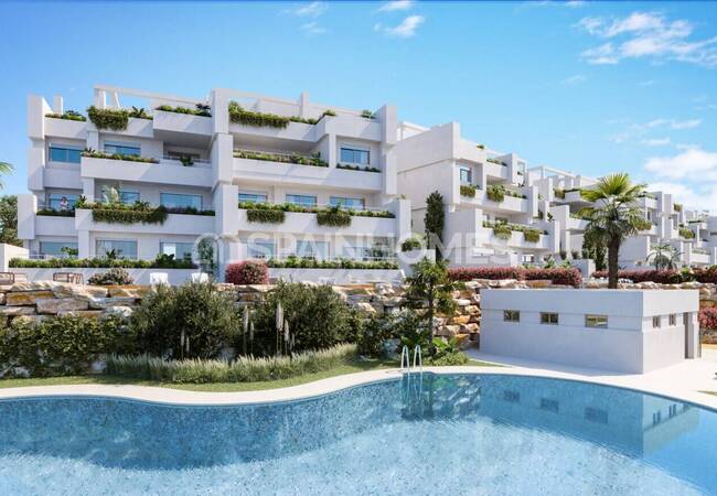 Apartamentos Con Vistas Al Mar Junto Al Golf En Estepona 1