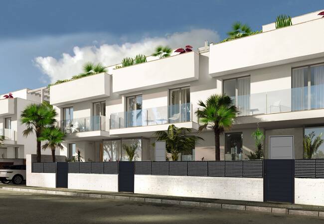 Houses with Quick Access to the Main Motorway in Fuengirola 1