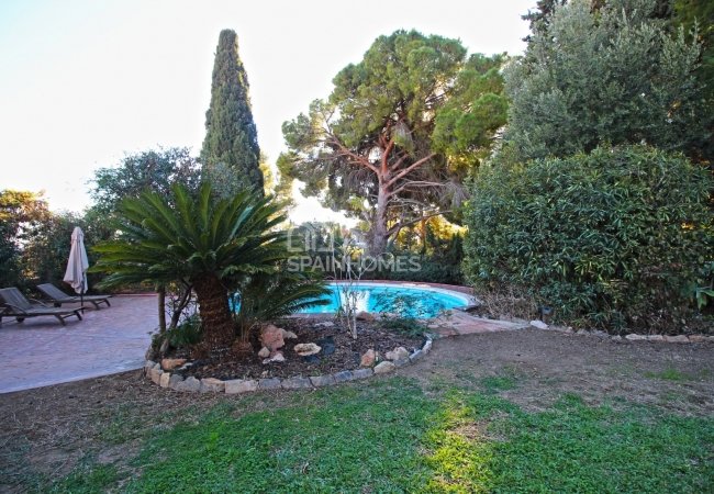 Maison Bien Située Dans Une Zone Convoitée À Benalmadena 11