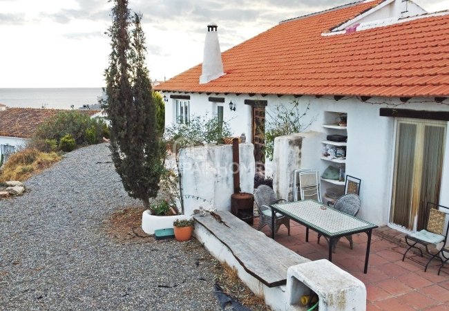 Benajarafe Málaga'da Sahile Yürüme Mesafesinde Kır Evi 1