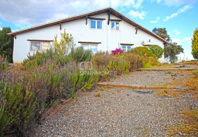 Benajarafe Málaga'da Sahile Yürüme Mesafesinde Kır Evi 5