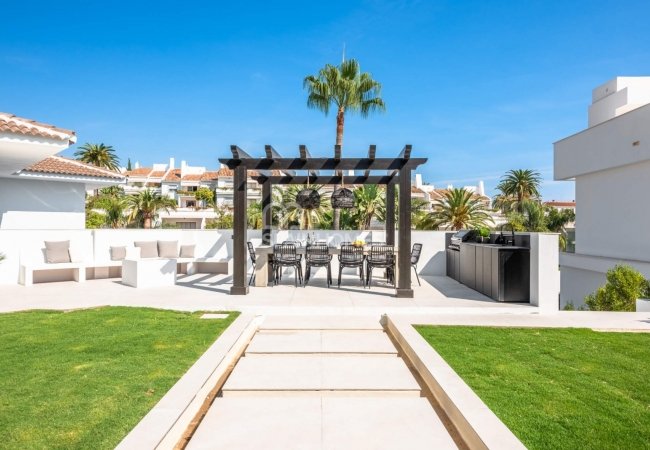 Verfijnde Villa Dichtbij Puerto Banus In Marbella Spanje 9