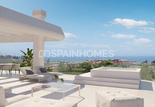 Málaga Estepona’da Plaja Yakın Modern Lüks Daireler 1