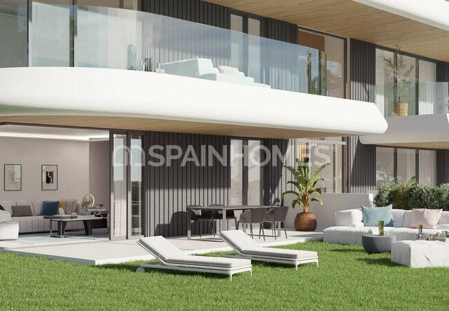 Málaga Estepona’da Plaja Yakın Modern Lüks Daireler 7