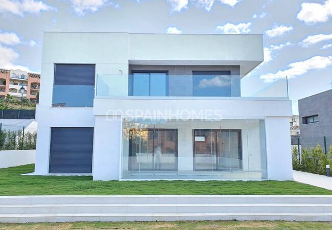 Affordable Off Plan Villas in a Sought After Area of Manilva 5