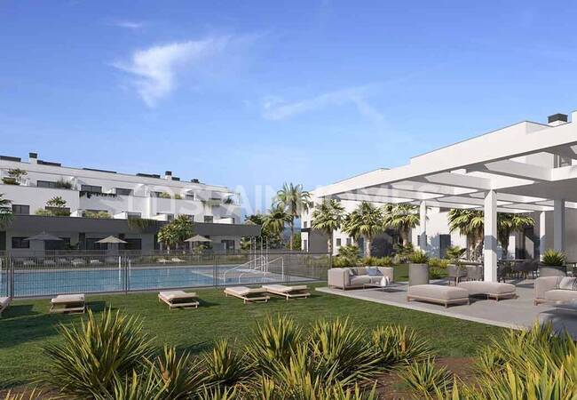 Appartements De Vacances Dans Un Quartier Populaire À Estepona. 4