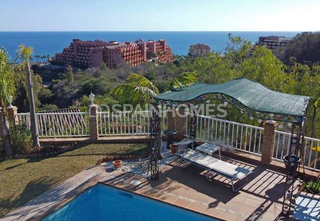 Benalmadena’da Elit Konumda Deniz Manzaralı Villa 8