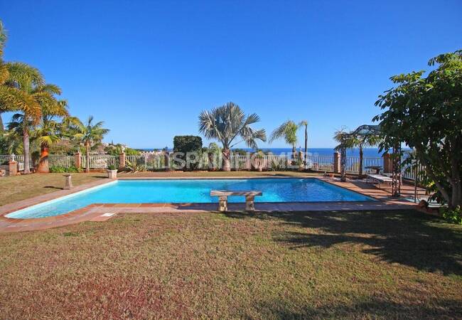 Benalmadena’da Elit Konumda Deniz Manzaralı Villa 10