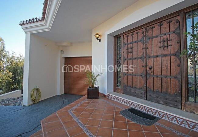 Benalmadena’da Elit Konumda Deniz Manzaralı Villa 16