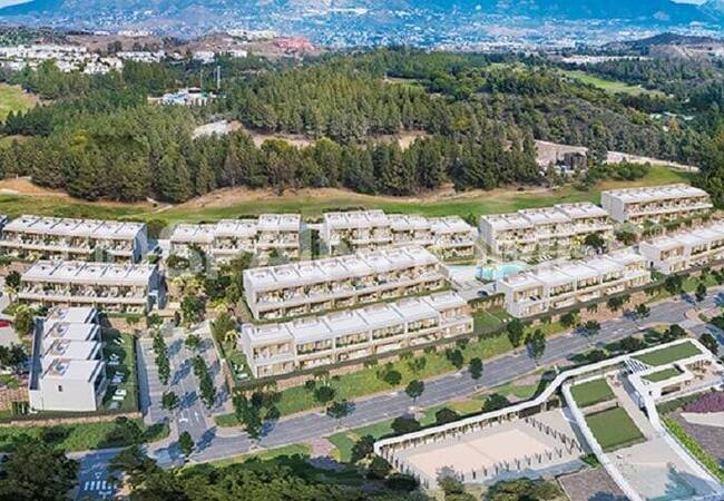 Mijas’ta Doğa İle Çevrili Fonksiyonel İç Donanımlı Evler 7