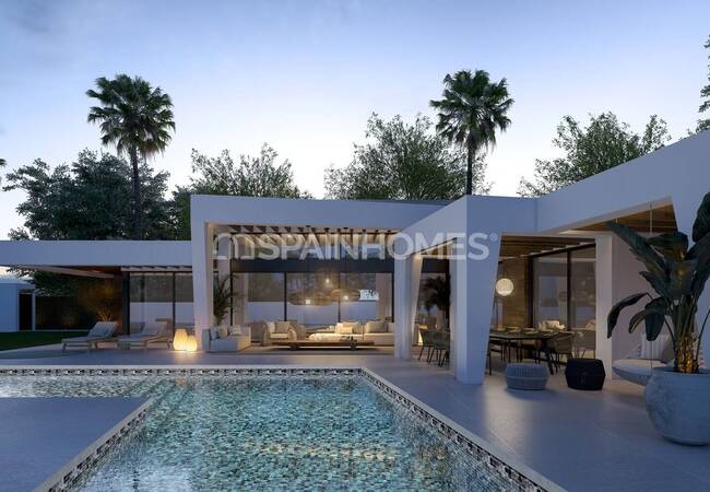 Contemporary Villas for Sale in Marbella with Nature Views 8