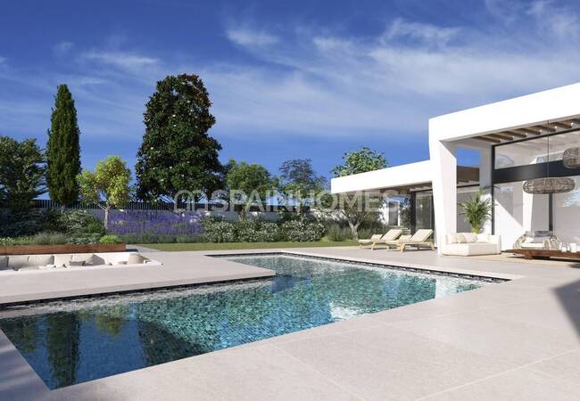 Contemporary Villas for Sale in Marbella with Nature Views 12