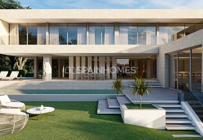 Greatly Located Villa in a Prestigious Area of Marbella 4