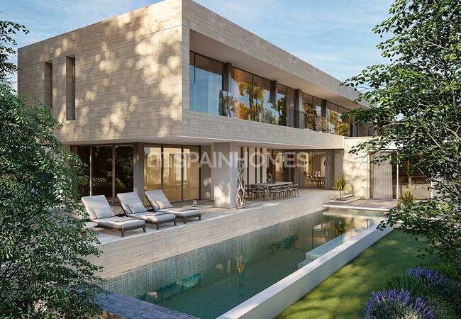 Greatly Located Villa in a Prestigious Area of Marbella 5