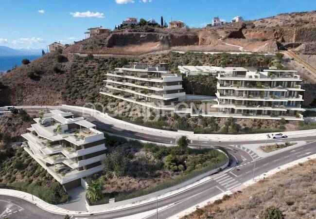 Chic Properties with Stunning Sea Views in Rincon De La Victoria 3