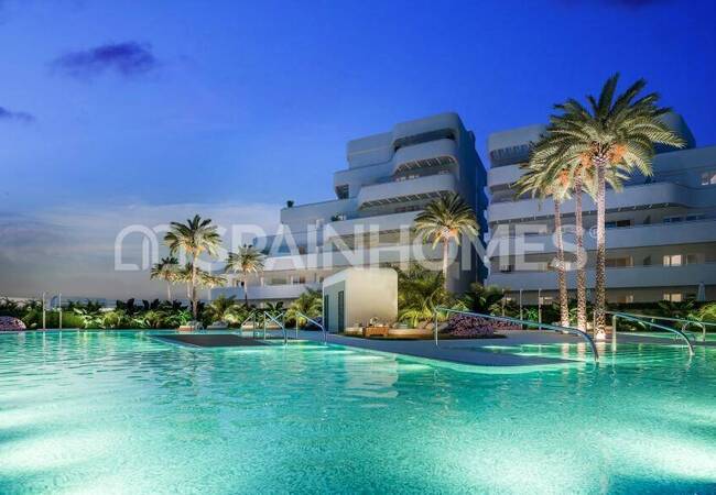 Luxe Onroerend Goed Dicht Bij De Zee In Torre Del Mar 3