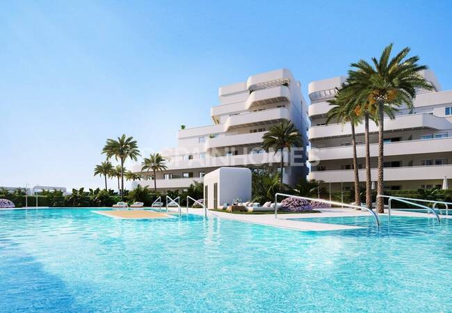 Luxe Onroerend Goed Dicht Bij De Zee In Torre Del Mar 1