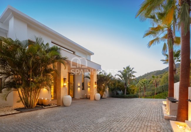 Exclusieve Villa Met Tijdloos Design Dichtbij Het Marbella Centrum 19