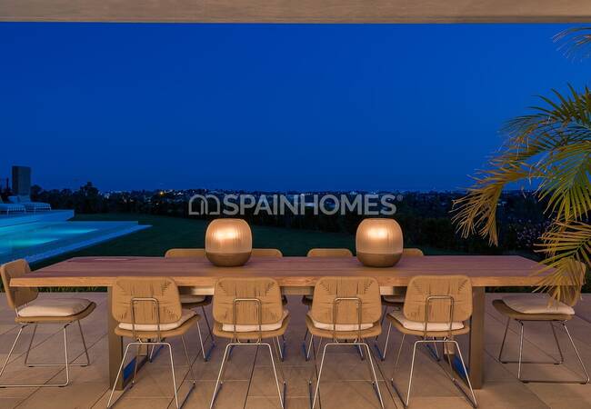 Ultra Luxe New Build Villa with Open Views in Benahavis 27