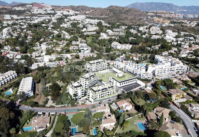 Mijas Calahonda'da Popüler Konumda Tatil ve Spor Mülkleri 2