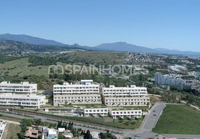 عقارات مطلة على البحر مع ميزات صديقة للبيئة في إيستيبونا 3