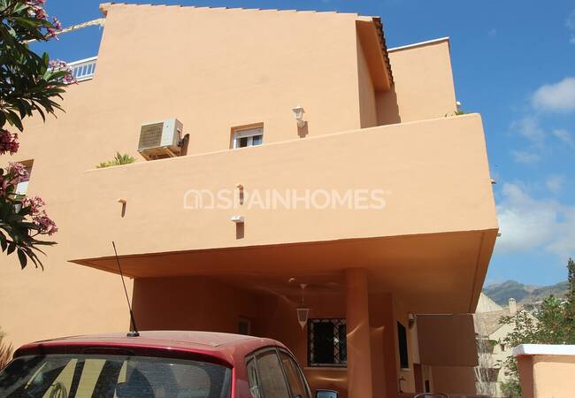 Well-located Townhouse with Large Terraces in Benalmadena 10
