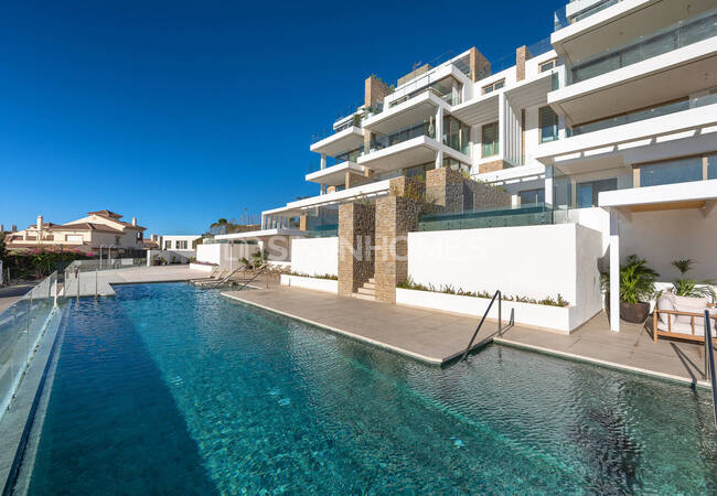 Mijas Costa'da Zamansız Tasarıma Sahip Lüks Daireler 1