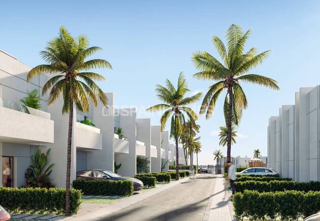 Spacious Houses in a Complex with Pool in Velez Malaga 2