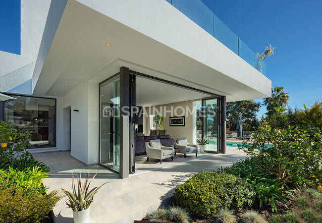 Villa with Luxury Design and Quality Finishes in Marbella 2