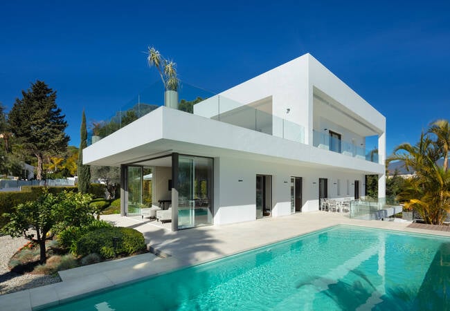 Villa with Luxury Design and Quality Finishes in Marbella 1
