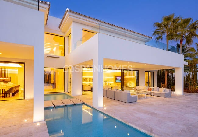 Villa with Beautiful Nature and Golf Views in Marbella Spain