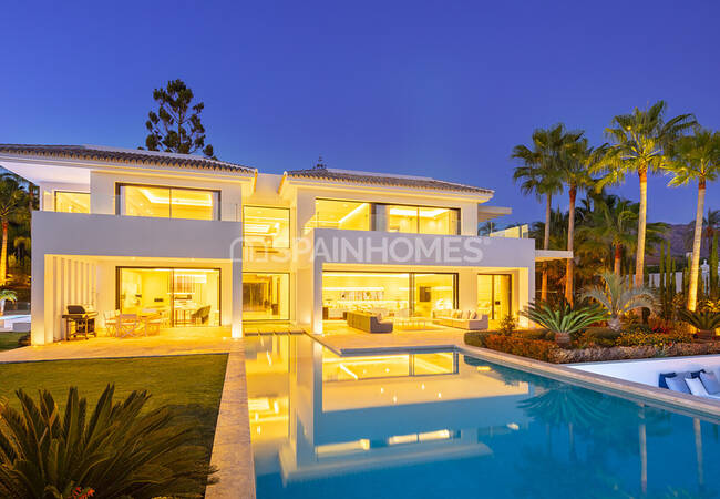 Villa with Beautiful Nature and Golf Views in Marbella Spain