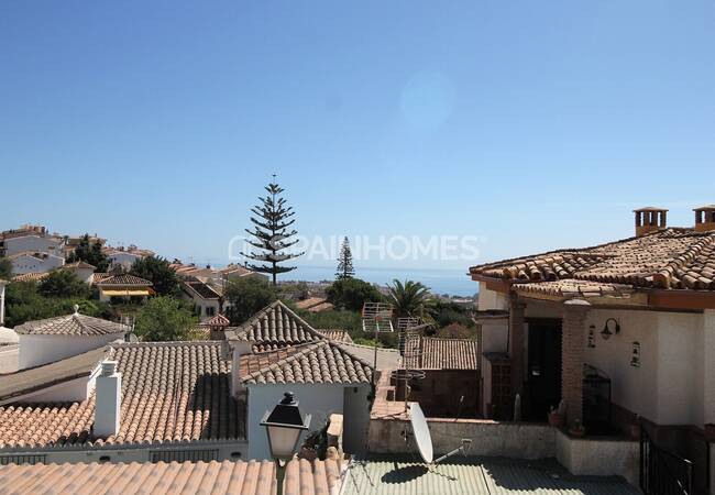 Well-located Home with Garden and Nature View in Benalmádena 11