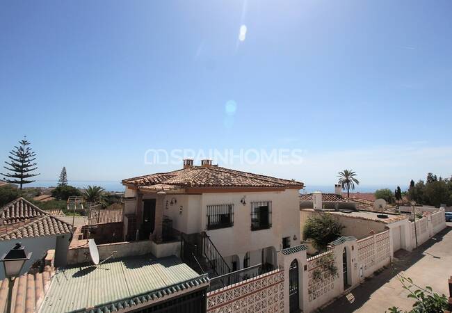 Well-located Home with Garden and Nature View in Benalmádena 13