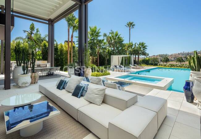 Golf View Villa with a High Level of Privacy in Marbella 6