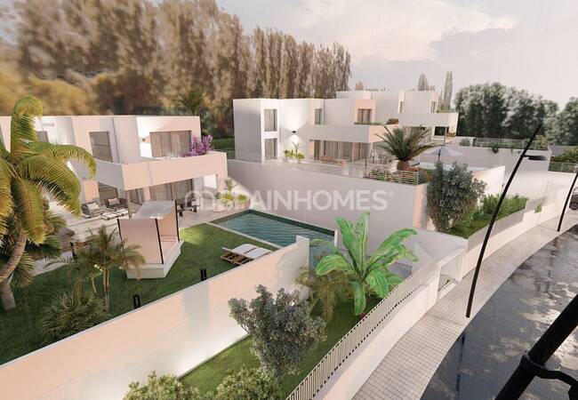 Malaga Mijas'ta Deniz ve Doğa Manzaralı Satılık Villalar 2