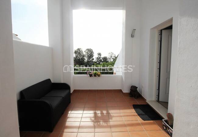 Sea View Villa in a Complex with Infinity Pool in Benalmadena 3