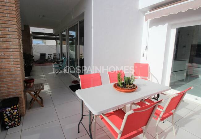 Sea View Villa in a Complex with Infinity Pool in Benalmadena 8