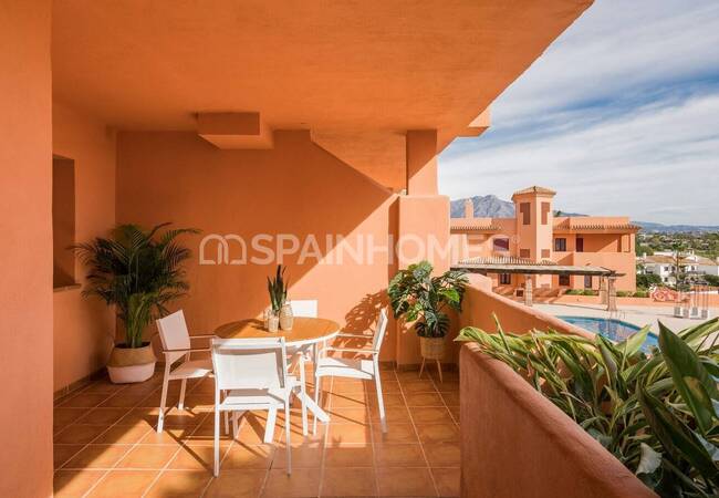 Apartments in Benahavis Surrounded by Golf Courses and Greenery 6