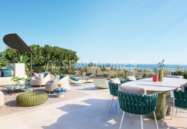 Beachside Villa with Private Pool in Marbella Golden Mile 4