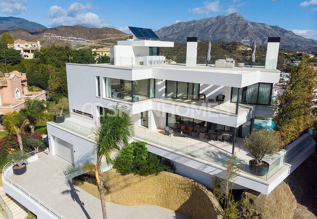 Villa Avec Riches Facilités Près De Puerto Banus À Benahavis 6