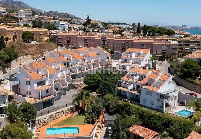 Sea View Energy Efficient Townhouses in Malaga Fuengirola 1