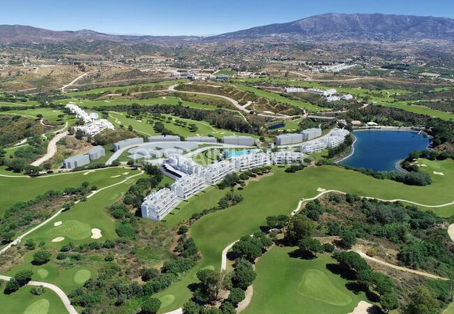 Große Terrassen Wohnungen Im Golf Resort In Mijas 10