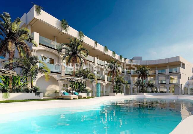 Rincon De La Victoria'da Sahile Yakın Deniz Manzaralı Daireler 1