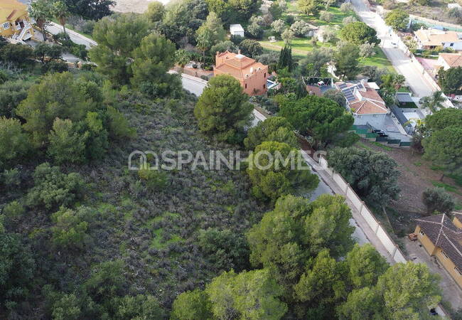Land in a Quiet and Natural Area in Alhaurin De La Torre, Malaga 4