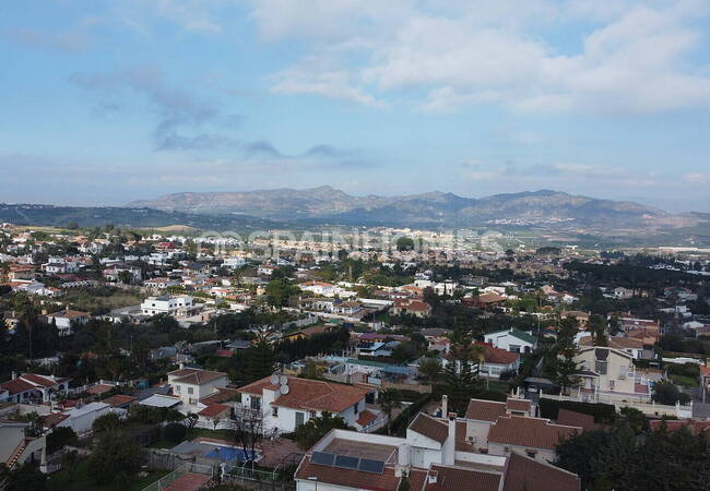 Land in a Quiet and Natural Area in Alhaurin De La Torre, Malaga 8