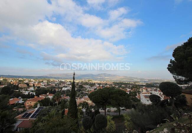 Land in a Quiet and Natural Area in Alhaurin De La Torre, Malaga 1