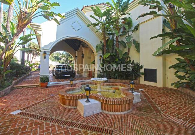 Herenhuis Als Fantastische Investeringsmogelijkheid In Benahavis 26