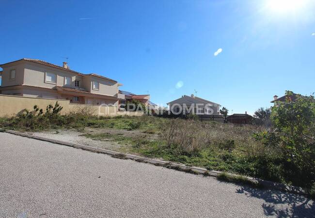 Benalmádena'da Villa İnşasına Uygun Deniz Manzaralı Arsa 4