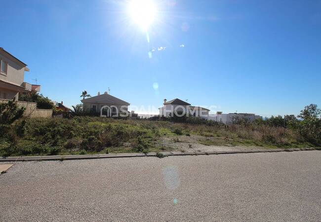 Benalmádena'da Villa İnşasına Uygun Deniz Manzaralı Arsa 6